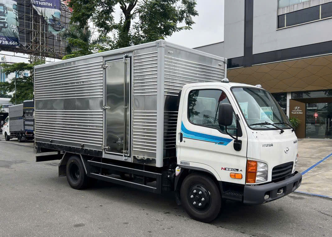 New Mighty N500 Series Thùng Kín Inox – ảnh 9