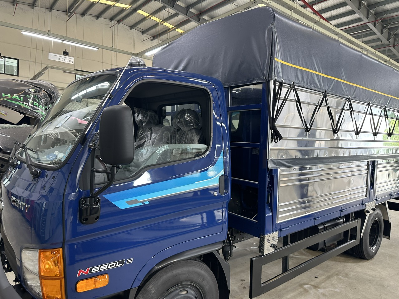New Mighty N650LE Thùng Mui Phủ Bạt – ảnh 6